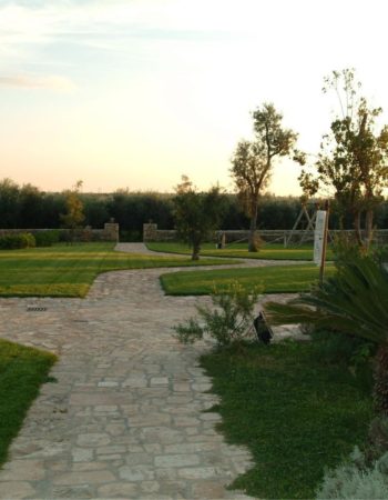 Relais Terre di Terre – Masseria Bosco & Masseria Strazzati