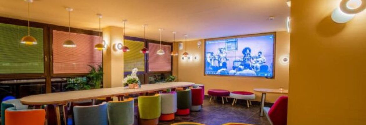 Omama Social Hotel