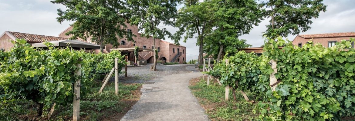 Cavanera Etnea Resort & Wine Experience